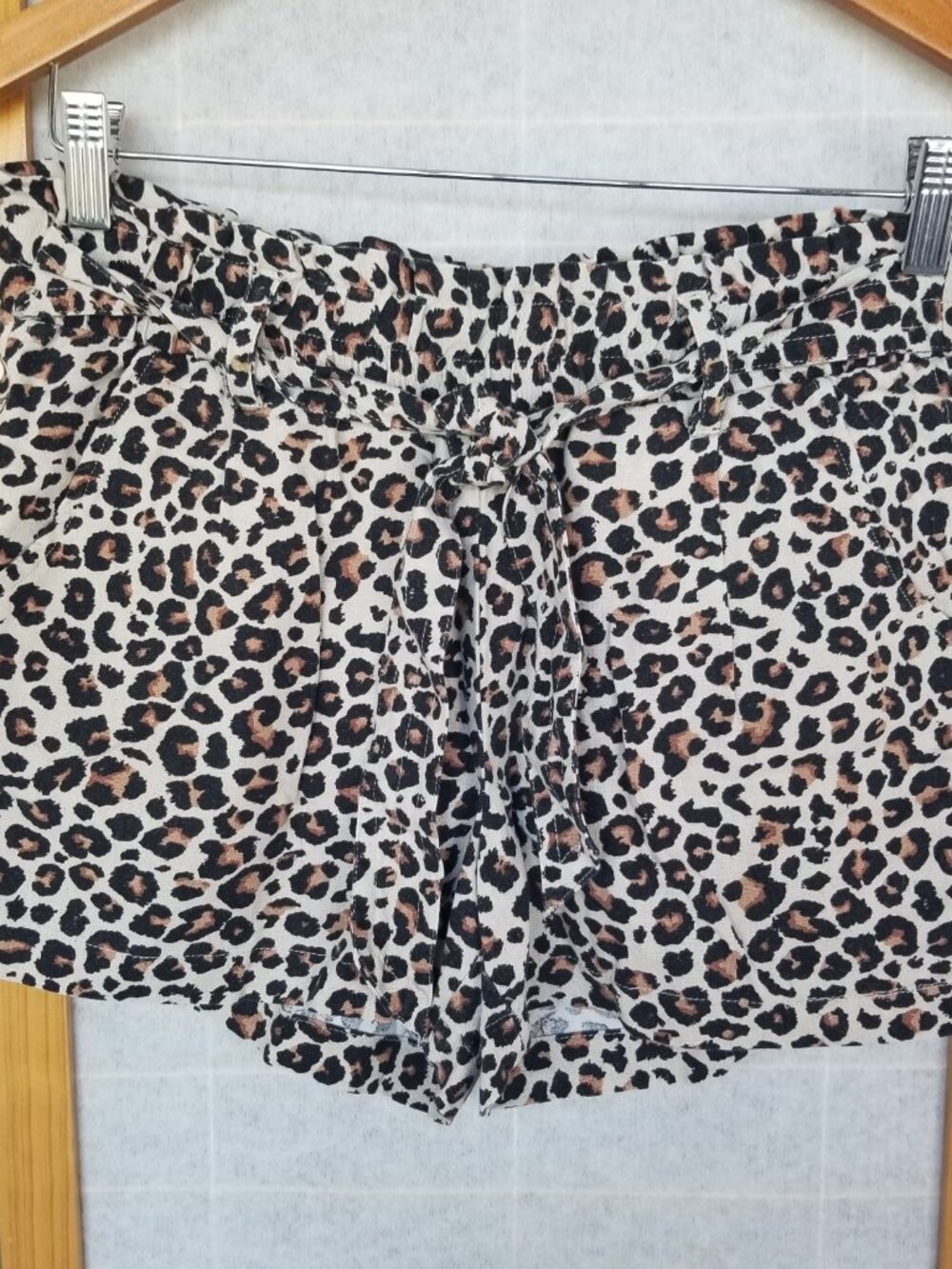 Leopard Print Shorts Linen Rayon Blend Belted Waist Pockets Size Medium